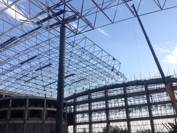 句容煤棚网架